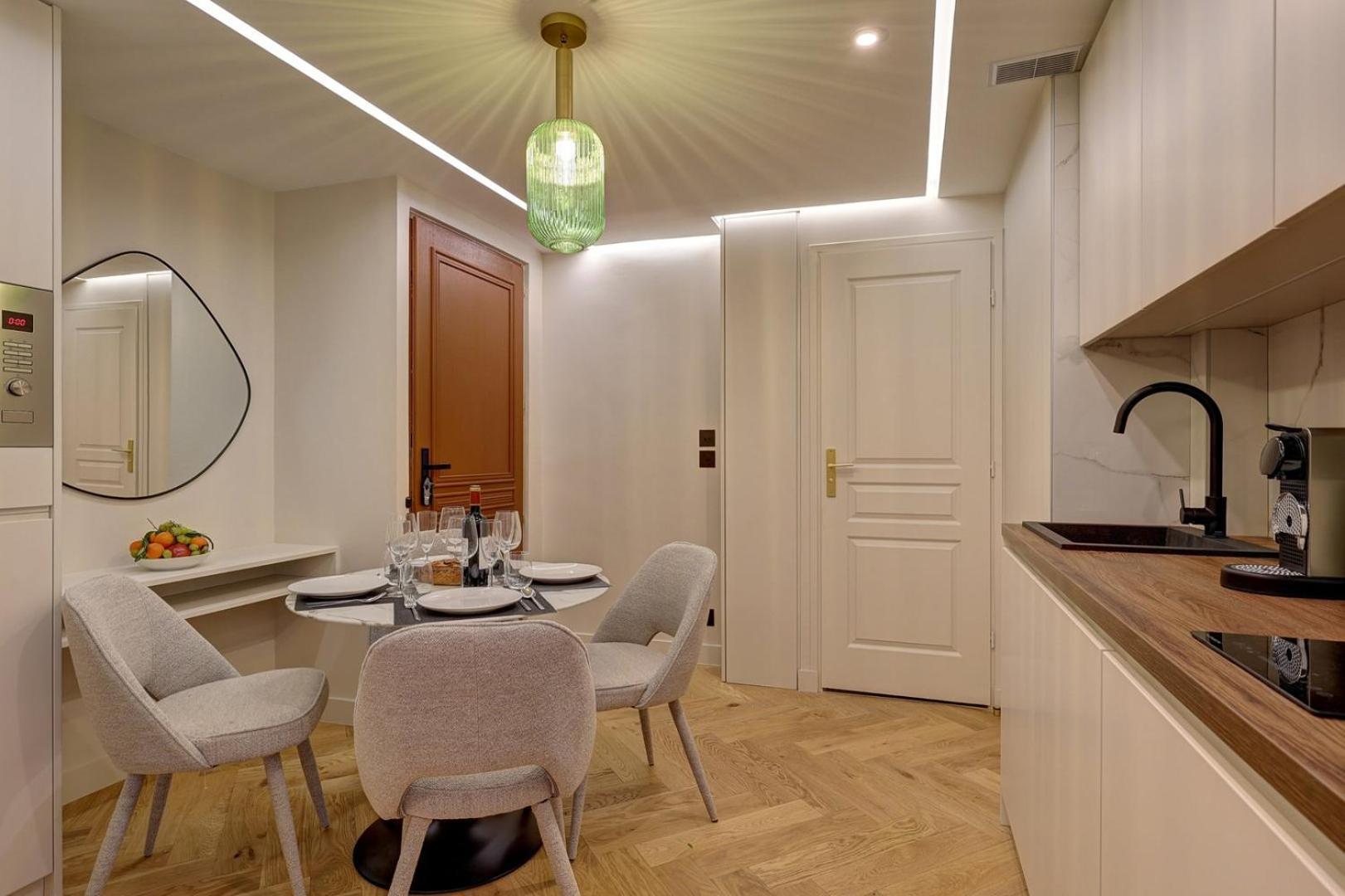 367 Suite Fondary 1 - Superb Apartment In Paris Exterior photo